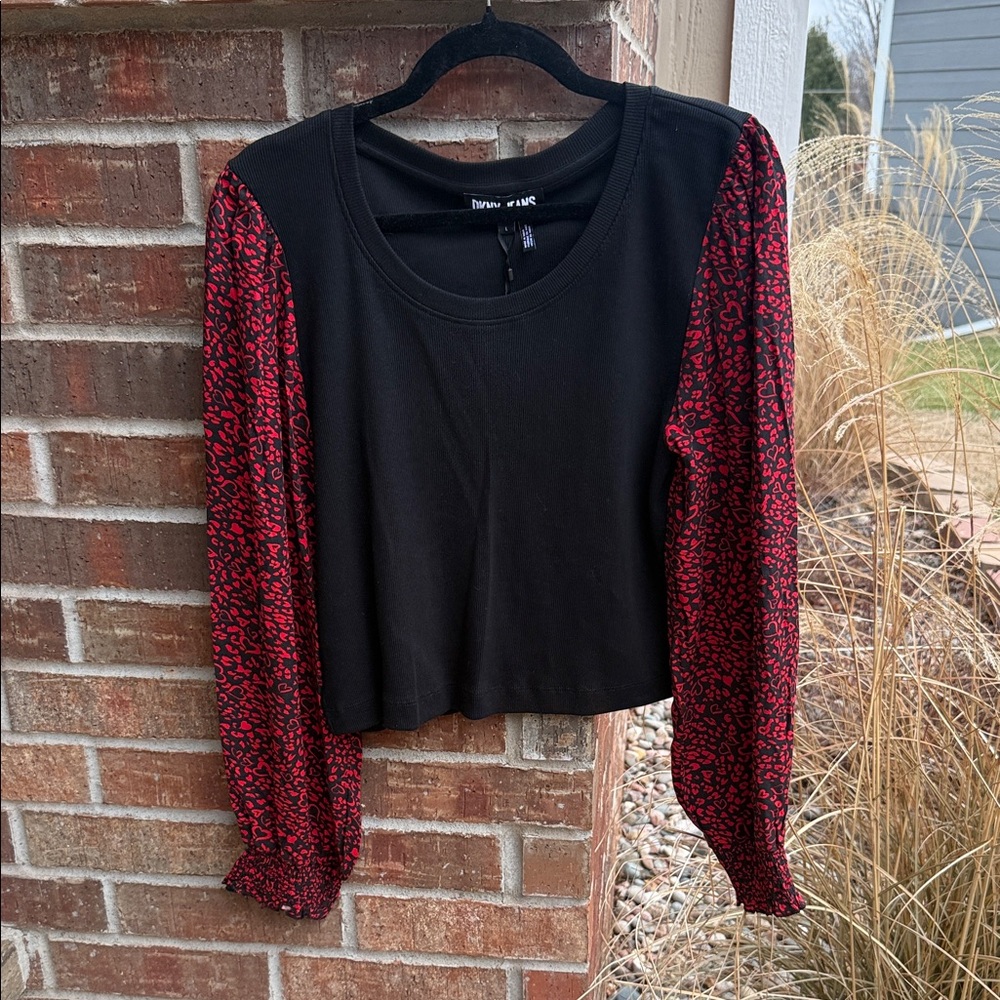 DKNY Ladies L Black Crop Top with Red Heart Patterned Sleeves